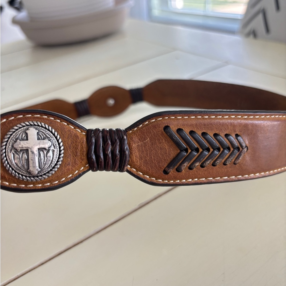 Cavender's Brown Leather Belt Men’s 34 Cross Detail 9750444 - Picture 5 of 8
